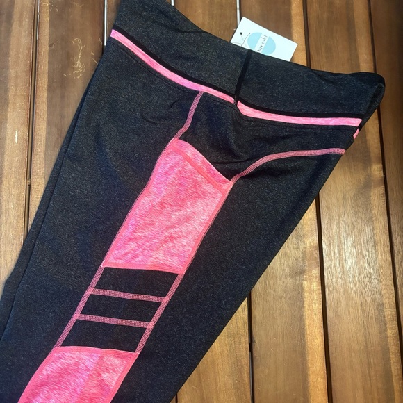 Sugar Pocket High-waist grey and pink capri yoga leggings with pockets, NWT, XL - Picture 11 of 13
